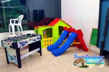 Chácara Mirante para Alugar em Franca - Brinquedos para as Crianças
