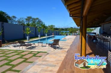 Rancho Recanto das Palmeiras para Alugar em Miguelopolis - Vista da Varada para a Piscina