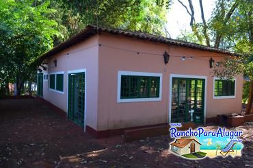 Rancho dos Macacos 1 para Alugar em Miguelopolis - Casa