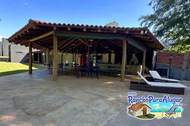 Rancho Chales do Rio Grande para Alugar em Miguelopolis - Quiosque com Área Gourmet