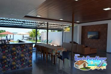 Rancho Bom de Peixe para Alugar em Miguelopolis - Área Gourmet com tv