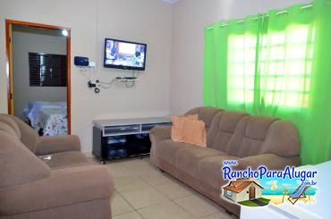 Rancho Kauan para Alugar em Miguelopolis - Sala