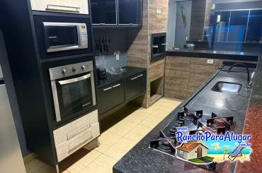 Rancho Classe A para Alugar em Miguelopolis - Cozinha