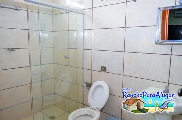 Rancho Solarium 3 para Alugar em Miguelopolis - Interior dos Banheiros