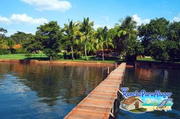 Rancho do Deoclides para Alugar em Miguelopolis - Vista do Píer para o Rancho