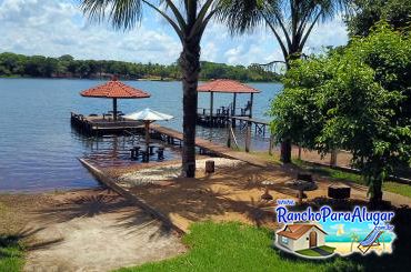 Rancho Aqui é Meu Lugar para Alugar em Miguelopolis - Mesinhas as Margens do Rio