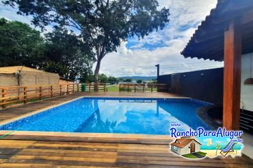 Rancho Chalé para Alugar em Rifaina - Piscina