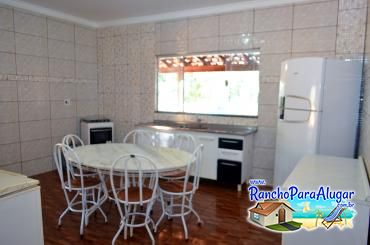 Rancho Mendes para Alugar em Miguelopolis - Cozinha