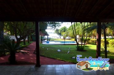 Rancho Viva para Alugar em Miguelopolis - Vista da Varada para a Piscina