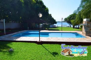 Rancho Viva para Alugar em Miguelopolis - Piscina ao Lado do Quiosque