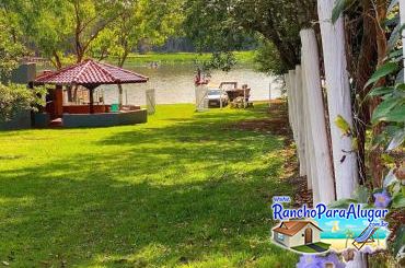 Rancho Alvorada para Alugar em Miguelopolis - Área para Churrasco do Quiosque