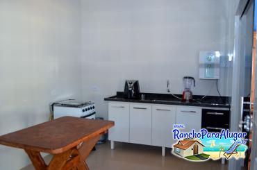 Rancho Angelina para Alugar em Miguelopolis - Cozinha