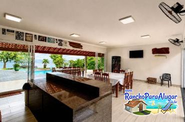 Rancho Rio Grande Premium para Alugar em Miguelopolis - Cozinha Completa