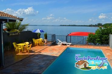 Rancho do Clésio para Alugar em Miguelopolis - Vista da Piscina para o Rio