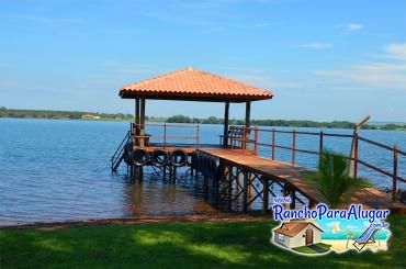 Rancho Quinta do Sol para Alugar em Miguelopolis - Píer com Quiosque