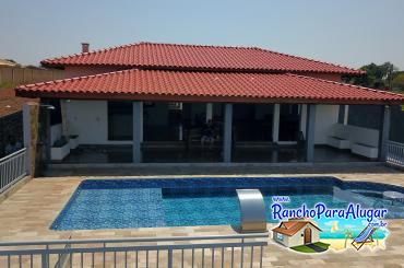 Rancho Girassol para Alugar em Miguelopolis - Piscina