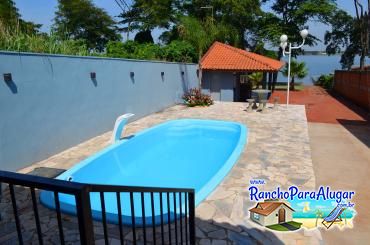 Rancho Santa Luzia para Alugar em Miguelopolis - Vista da Varada para a Piscina