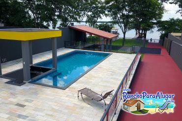 Rancho Conquista para Alugar em Miguelopolis - Piscina