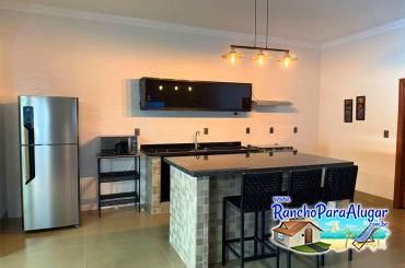 Rancho Paraíso 2 para Alugar em Miguelopolis - Cozinha