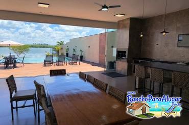 Rancho Paraíso 2 para Alugar em Miguelopolis - Vista da Varada para a Piscina