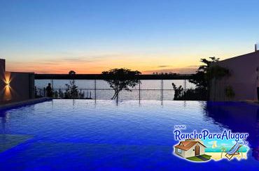 Rancho Paraíso 2 para Alugar em Miguelopolis - Vista da Piscina para o Rio