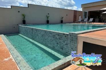 Rancho Paraíso 2 para Alugar em Miguelopolis - Piscina com Borda Infinita