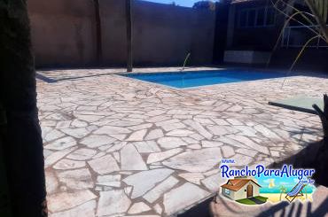 Rancho Recanto Dorotheo para Alugar em Miguelopolis - Vista da Piscina para a Varanda