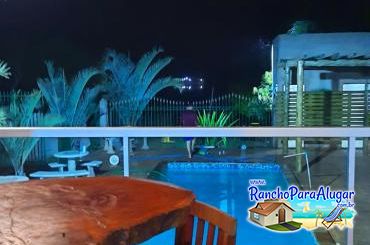 Rancho Recanto Dorotheo para Alugar em Miguelopolis - Vista da Área Gourmet para a Piscina