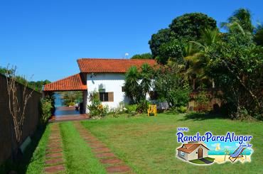 Rancho Recanto Dorotheo para Alugar em Miguelopolis - Estacionamento Interno