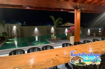 Rancho Paraná para Alugar em Miguelopolis - Varanda ao Lado da Piscina