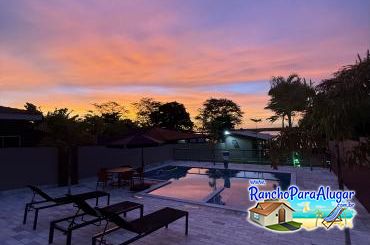 Rancho Diamante para Alugar em Miguelopolis - Pôr do Sol com Vista da Piscina