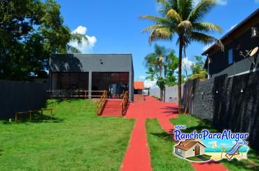 Rancho J.R para Alugar em Miguelopolis - Vista do Quiosque para o Rancho