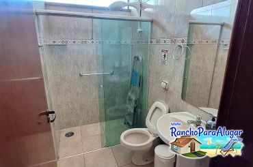 Rancho Pingo de Dó para Alugar em Rifaina - Interior dos Banheiros