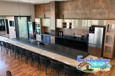 Rancho Meirival 7 para Alugar em Miguelopolis - Área Gourmet