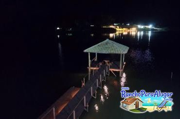 Rancho Meirival 7 para Alugar em Miguelopolis - Píer Hiluminado