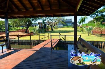Rancho Flamboyant para Alugar em Miguelopolis - Quiosque Sobre o Píer
