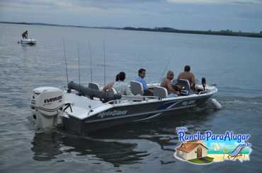 Rancho do Wagnão 1 para Alugar em Miguelopolis - Barco de Pesca para Aluguel