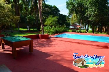 Rancho do Soneca para Alugar em Miguelopolis - Vista da Varanda para a Piscina