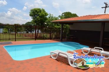 Rancho Freitas para Alugar em Miguelopolis - Piscina