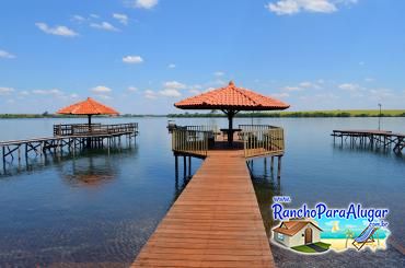 Rancho Gambi para Alugar em Miguelopolis - Píer com Quiosque