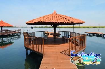 Rancho Gambi para Alugar em Miguelopolis - Quiosque Sobre o Píer