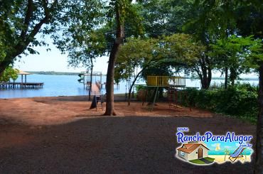 Rancho Giroldo 2 para Alugar em Miguelopolis - Playground as Margens do Rio